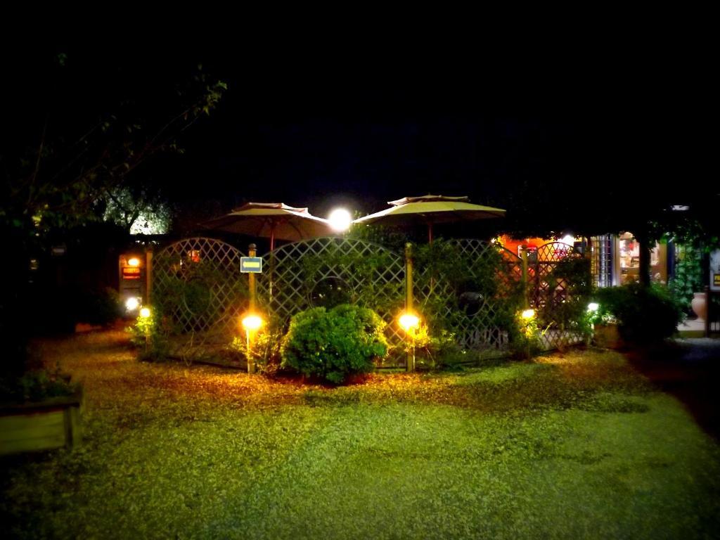 Country Apartments Castel di Decima Exterior photo