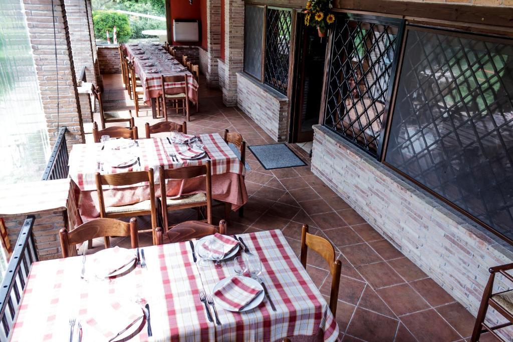 Country Apartments Castel di Decima Exterior photo