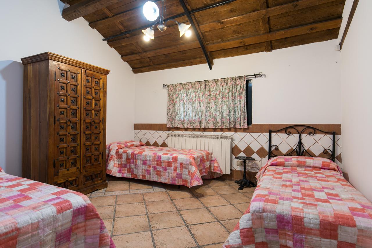 Country Apartments Castel di Decima Exterior photo