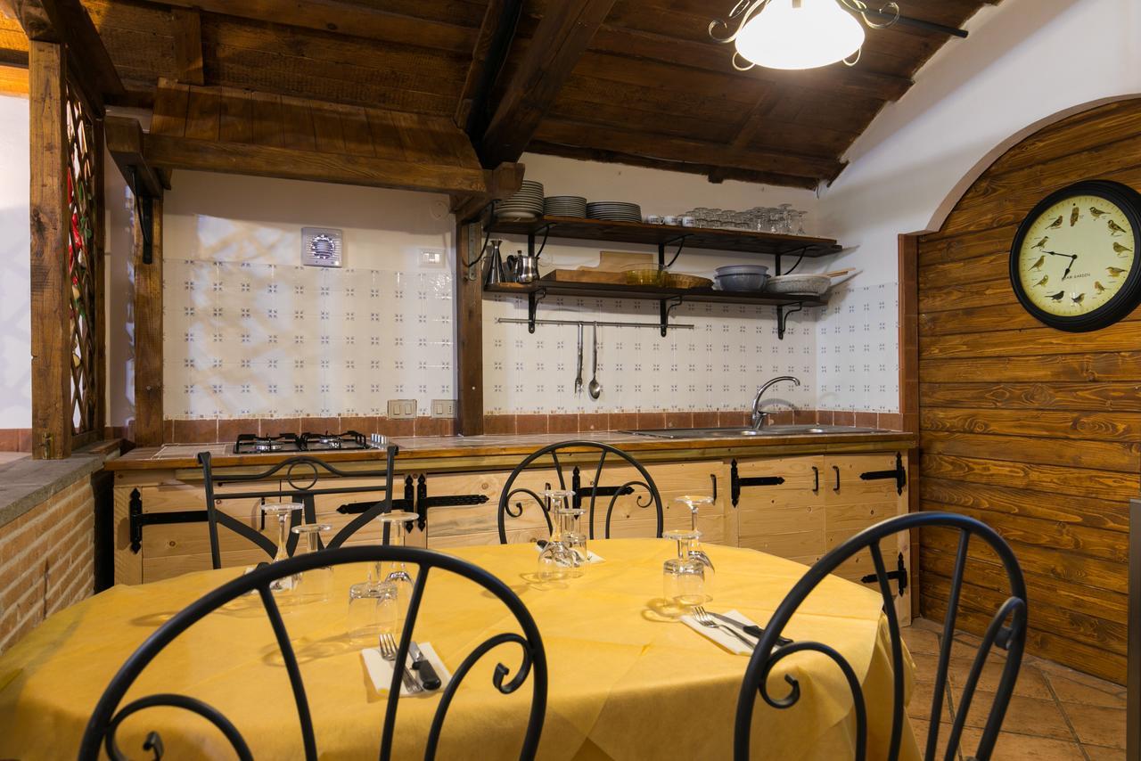 Country Apartments Castel di Decima Exterior photo